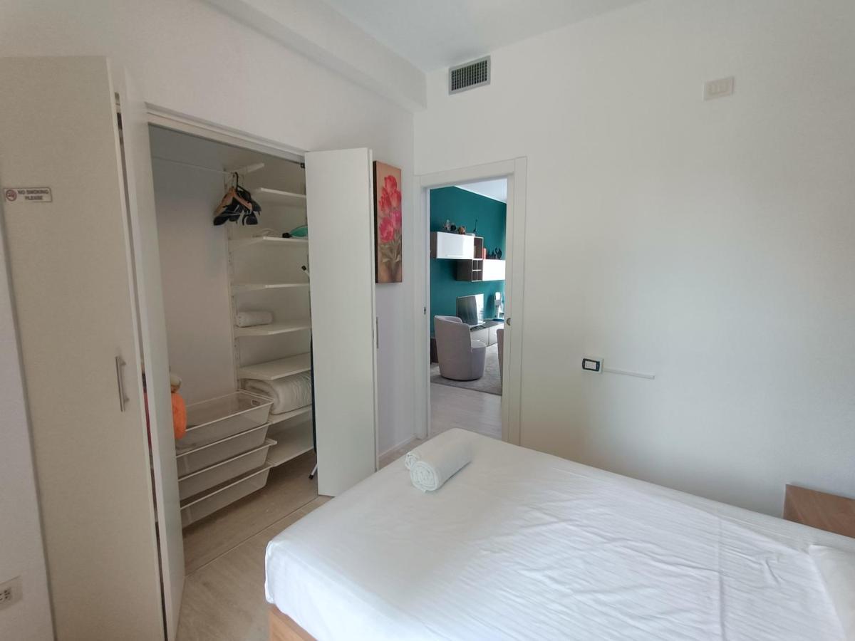Joivy Elegant Flat For 6 With 2 Balconies Apartment Milan Bagian luar foto